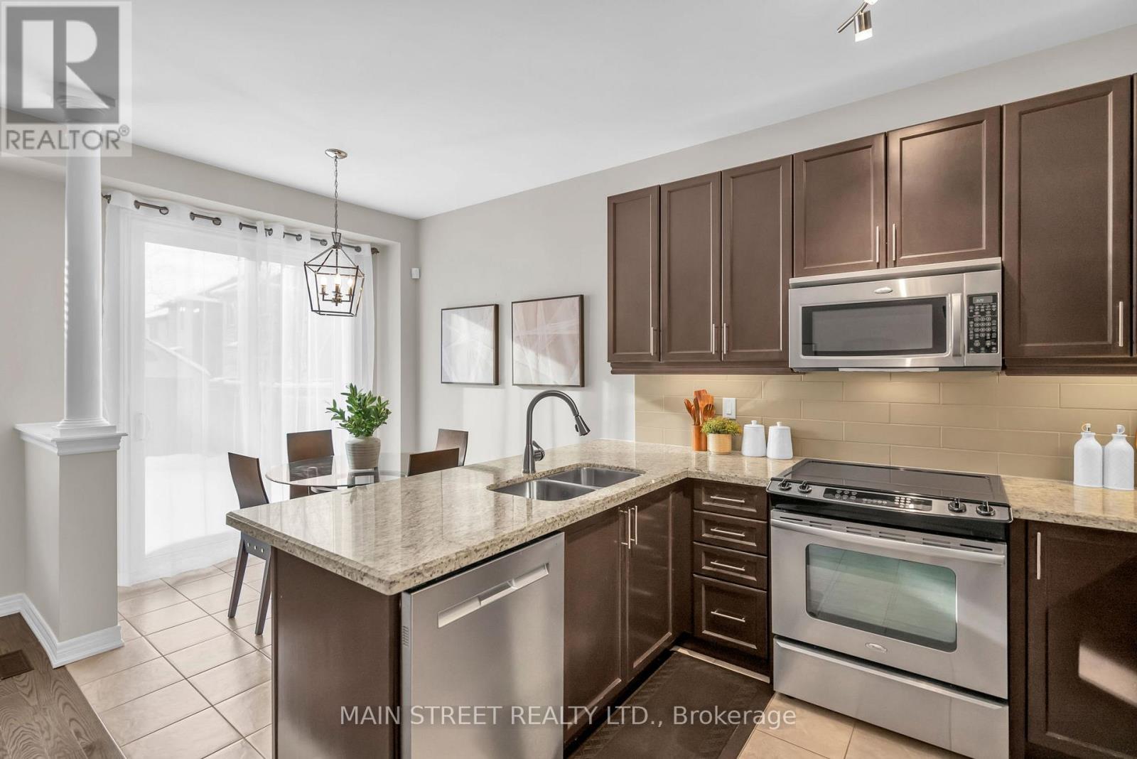 382 Conover Avenue, Aurora, Ontario  L4G 0J1 - Photo 13 - N12778596