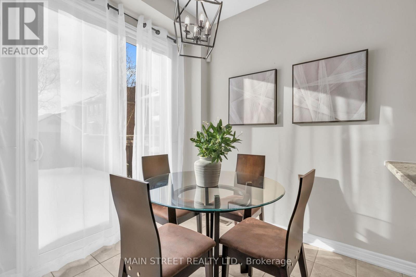 382 Conover Avenue, Aurora, Ontario  L4G 0J1 - Photo 14 - N12778596