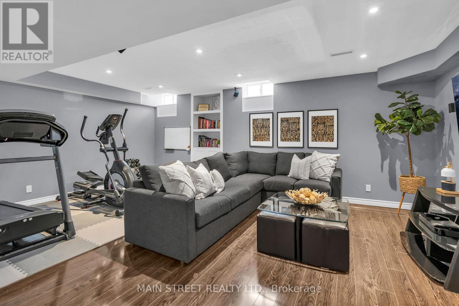 382 Conover Avenue, Aurora, Ontario  L4G 0J1 - Photo 23 - N12778596