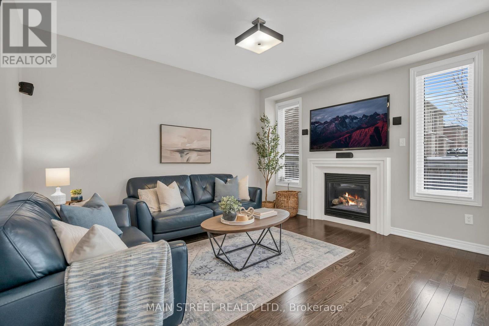 382 Conover Avenue, Aurora, Ontario  L4G 0J1 - Photo 7 - N12778596