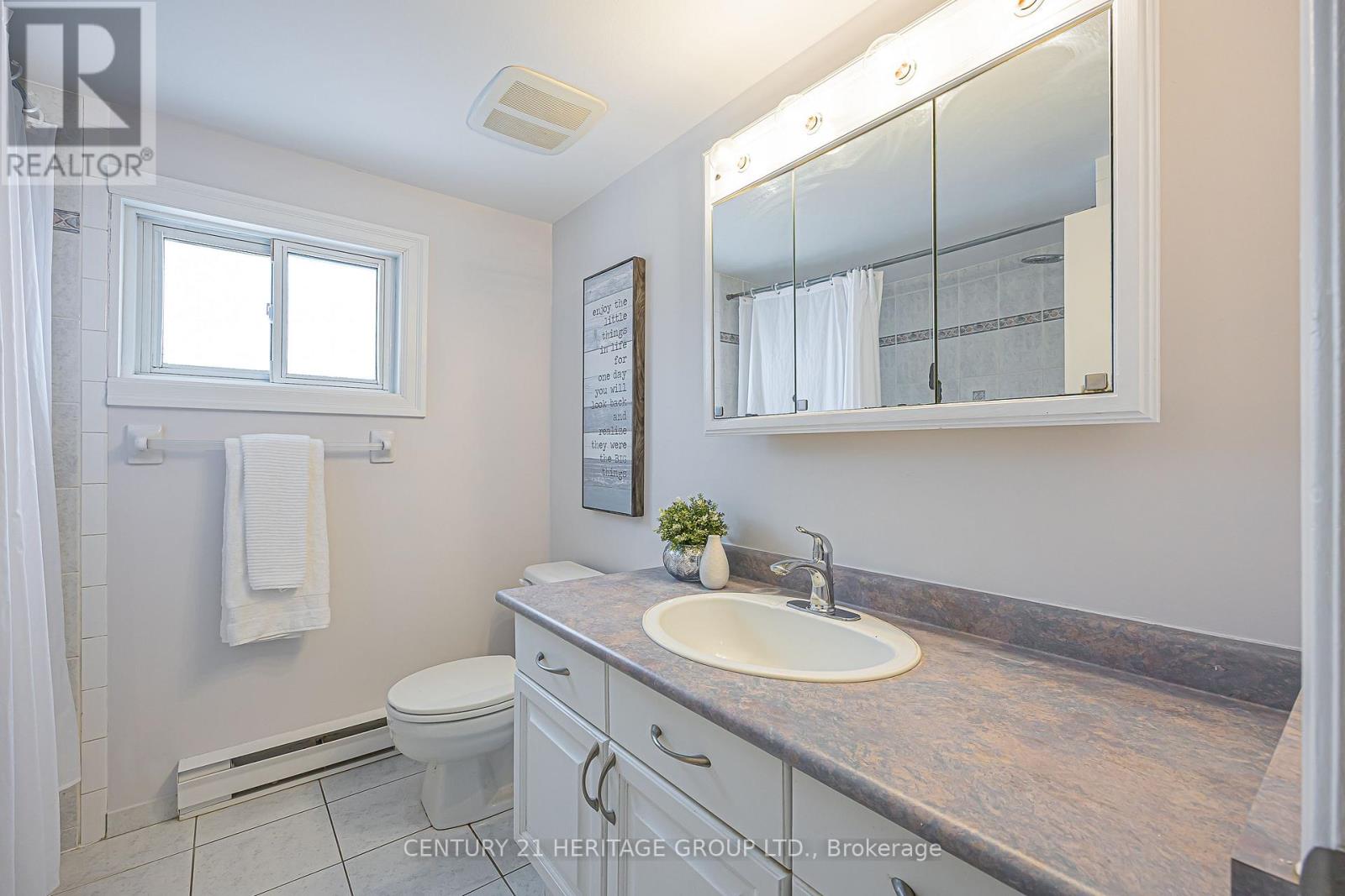 503 Sandford Street, Newmarket, Ontario  L3Y 5E2 - Photo 15 - N12778644