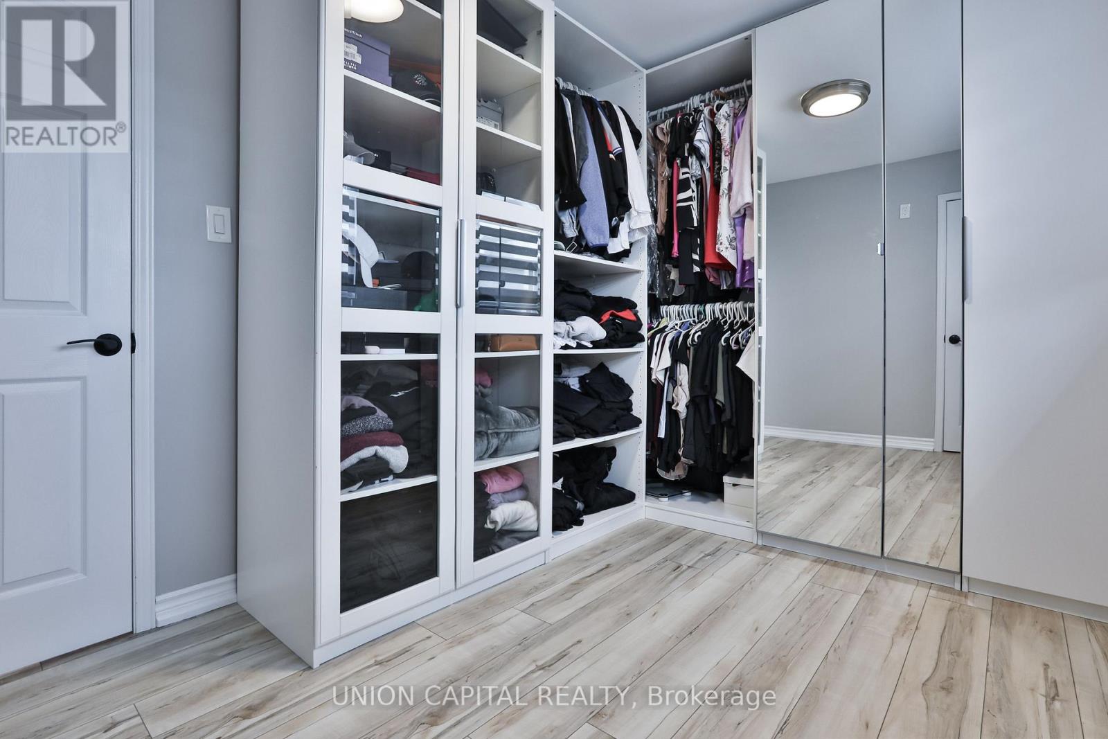 21 Avon Crescent, Vaughan, Ontario  L4L 1H4 - Photo 24 - N12778654