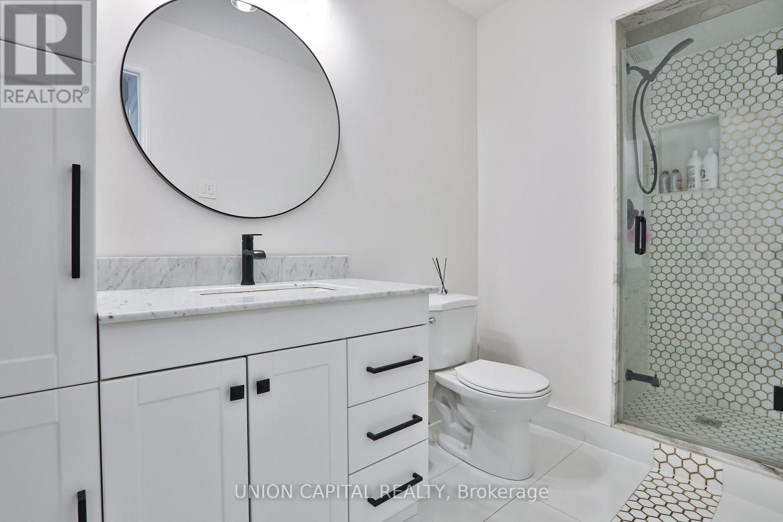 21 Avon Crescent, Vaughan, Ontario  L4L 1H4 - Photo 32 - N12778654