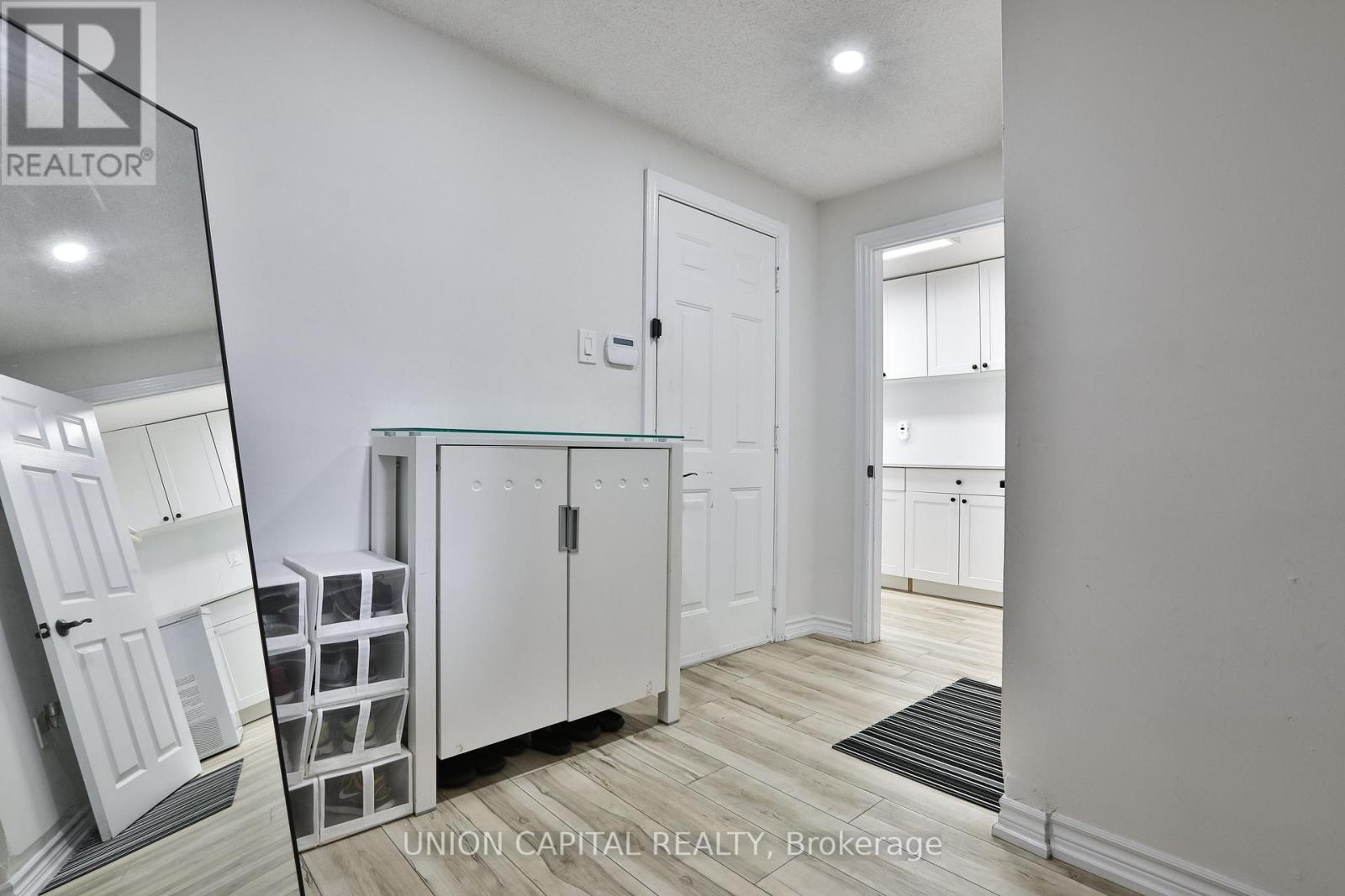 21 Avon Crescent, Vaughan, Ontario  L4L 1H4 - Photo 35 - N12778654