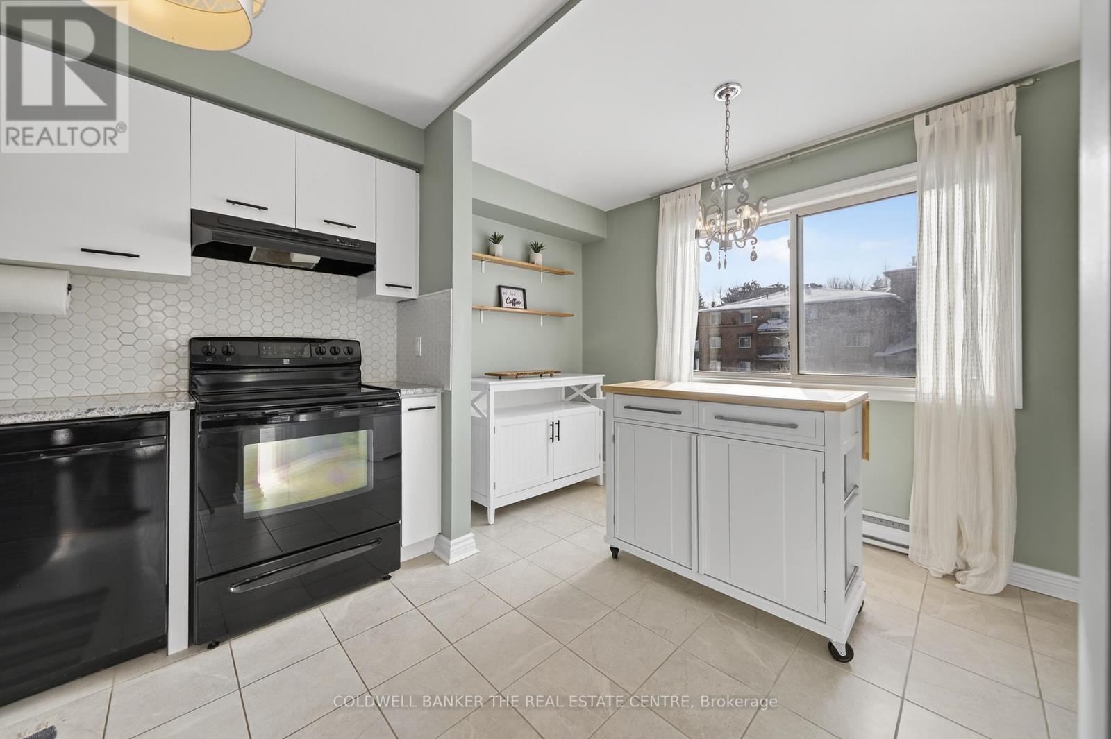 2 - 21 MEADOW LANE, Barrie, Ontario