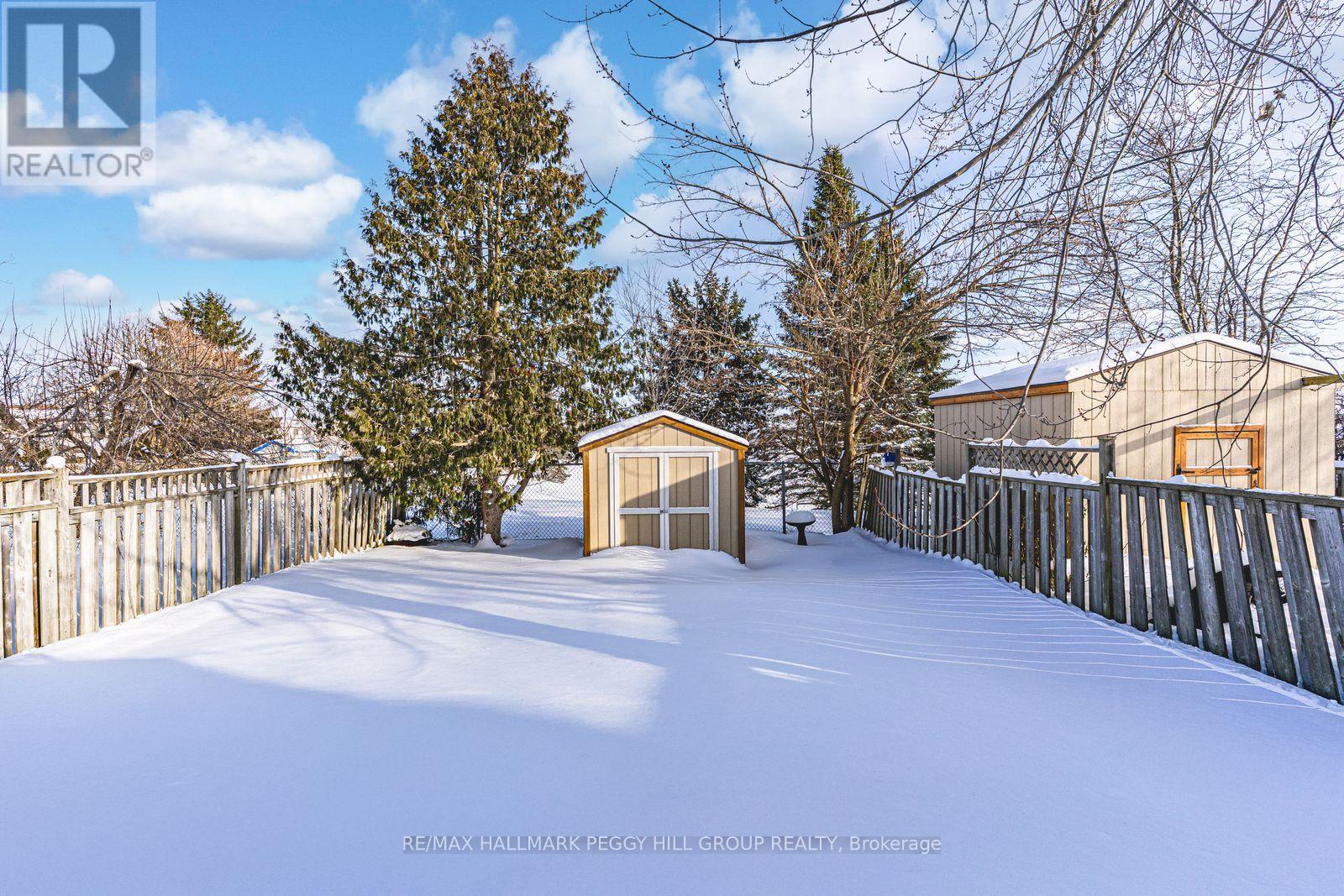 72 Maitland Drive, Barrie (Grove East), Ontario  L4M 5V4 - Photo 10 - S12778698