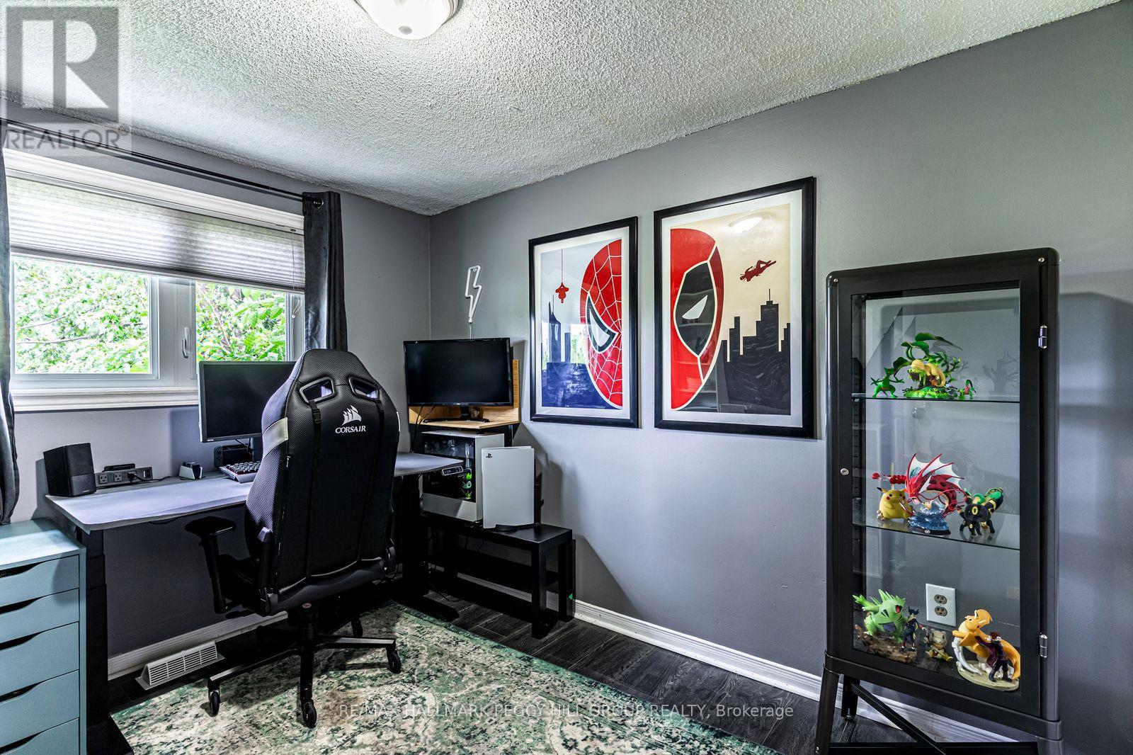 72 Maitland Drive, Barrie (Grove East), Ontario  L4M 5V4 - Photo 7 - S12778698