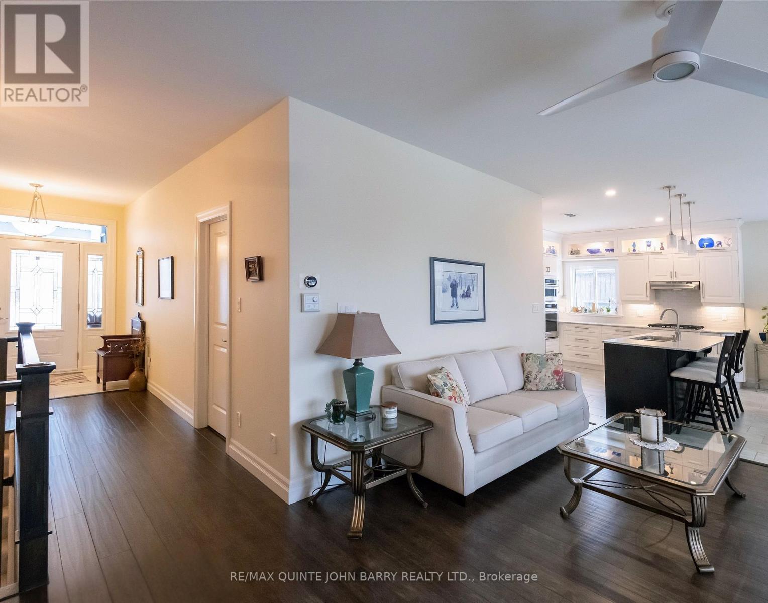 8 Spartan Court, Quinte West (Murray Ward), Ontario  K8V 0G5 - Photo 7 - X12777702