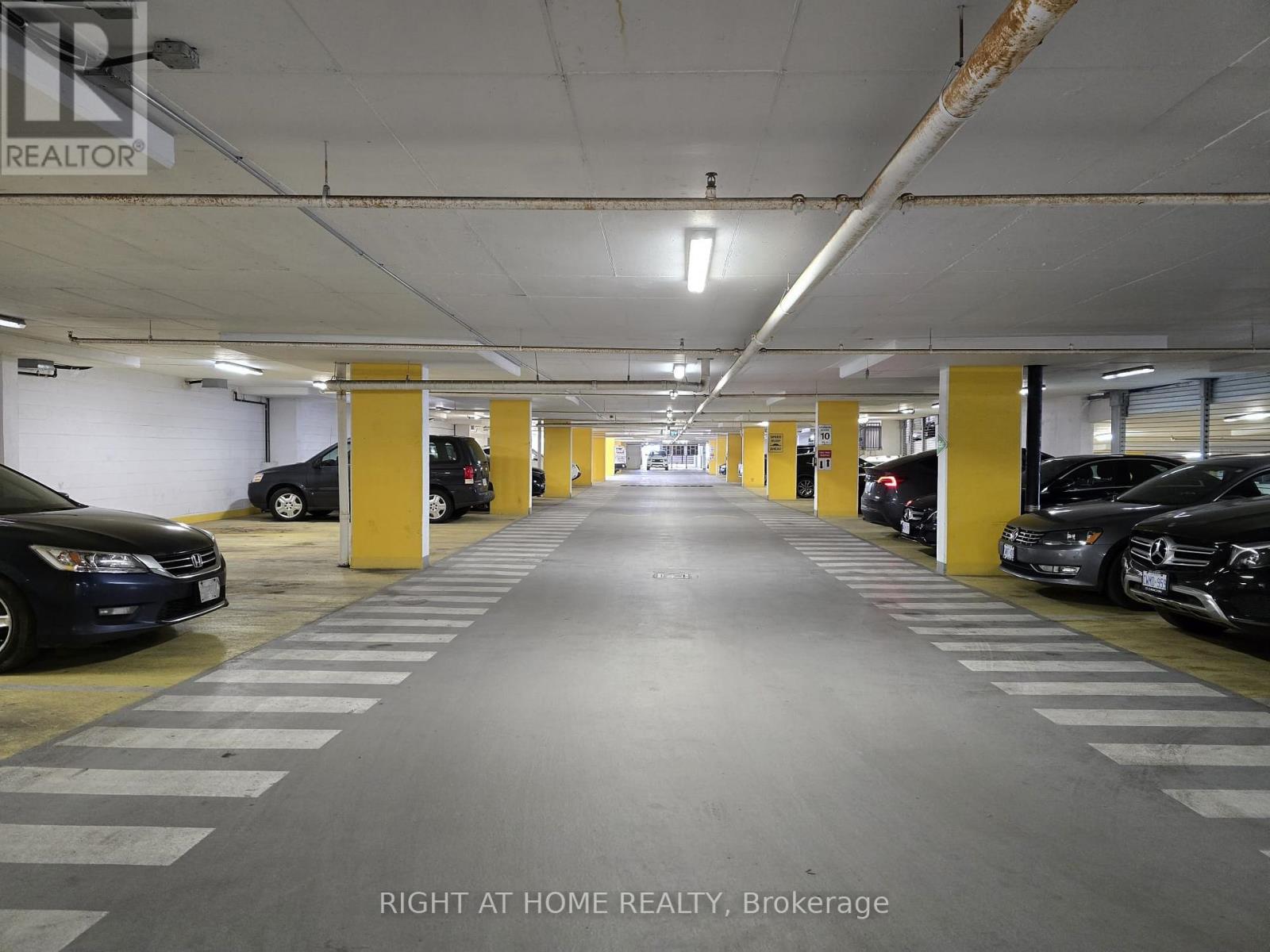 4905 - 5 Buttermill Avenue, Vaughan (Vaughan Corporate Centre), Ontario  L4K 0T5 - Photo 29 - N12657576