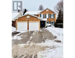363 CROSSLAND GATE, Newmarket, Ontario