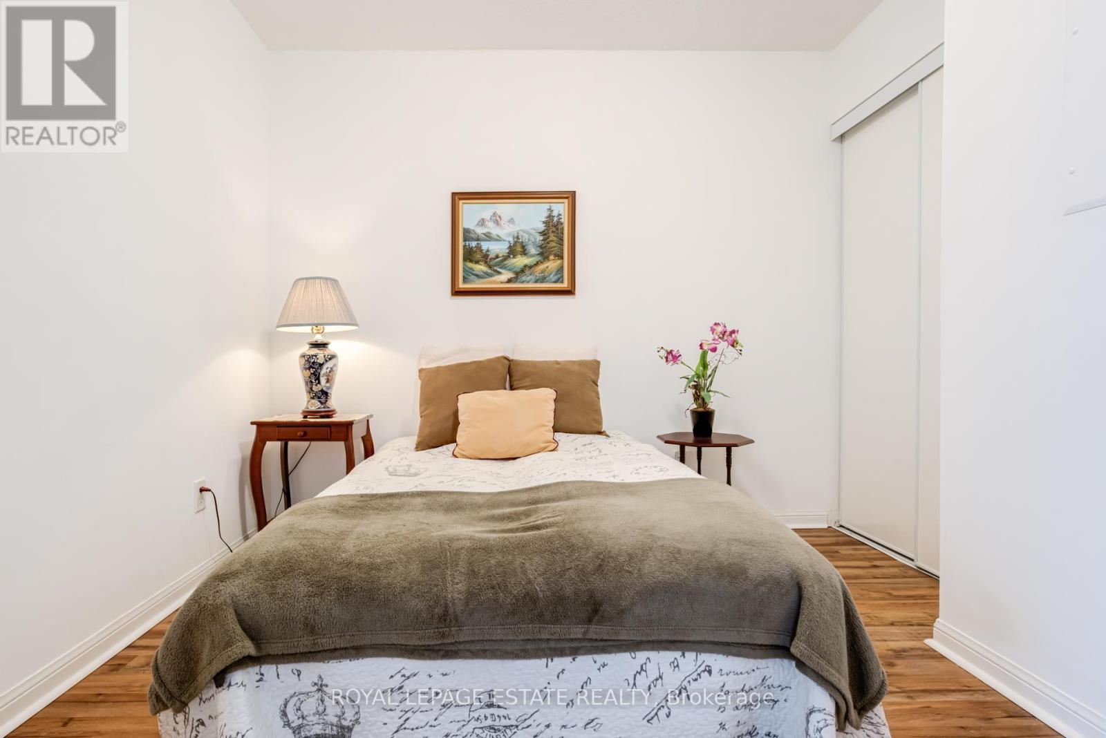 405 - 4 Elsinore Path, Toronto (New Toronto), Ontario  M8V 4G7 - Photo 17 - W12778466