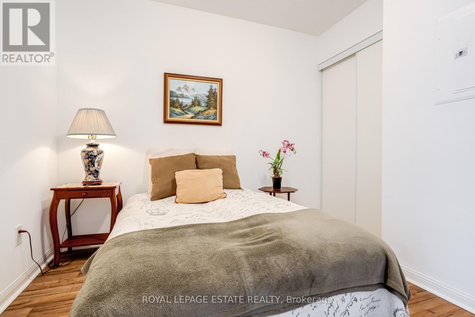 405 - 4 Elsinore Path, Toronto (New Toronto), Ontario  M8V 4G7 - Photo 18 - W12778466