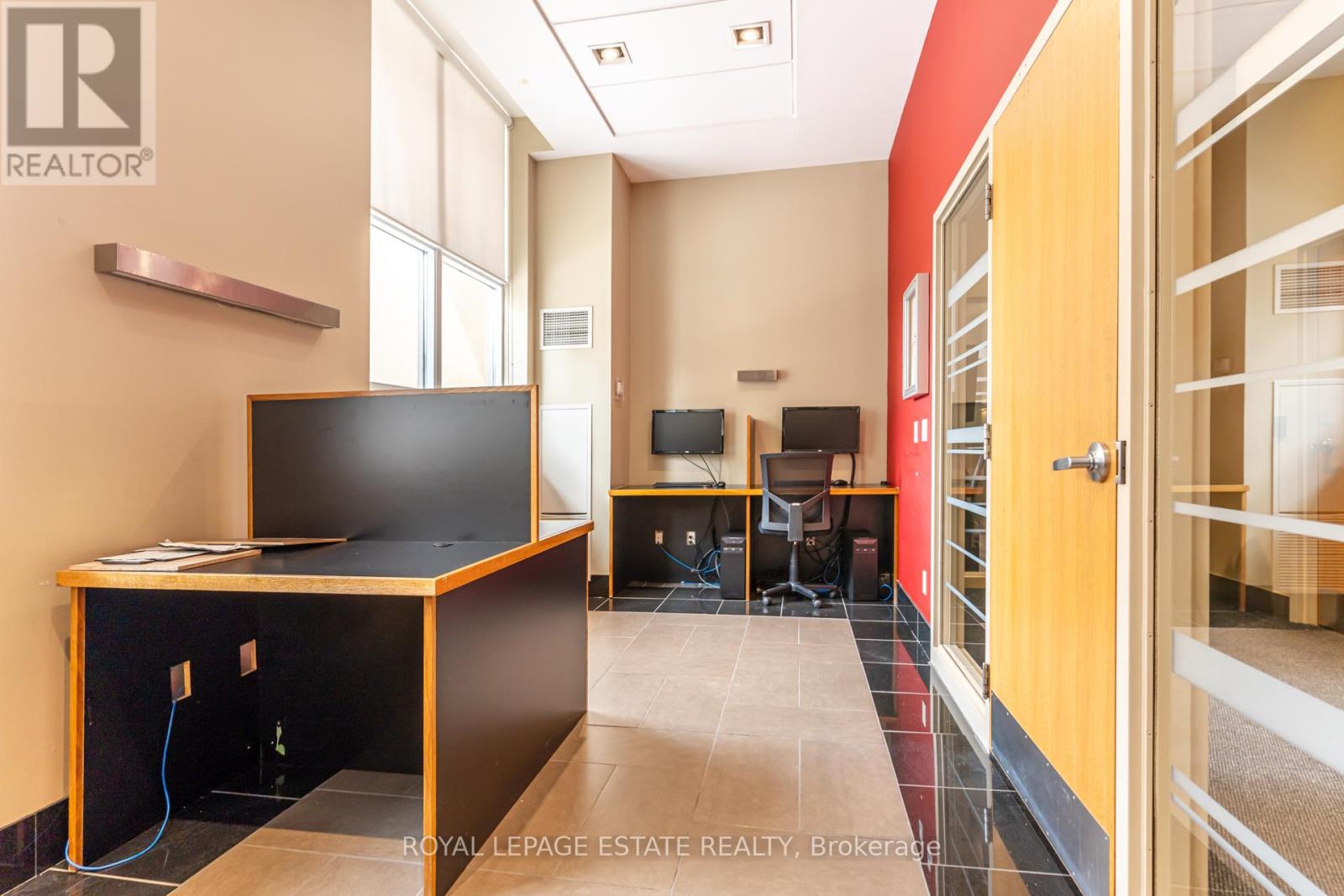 405 - 4 Elsinore Path, Toronto (New Toronto), Ontario  M8V 4G7 - Photo 26 - W12778466