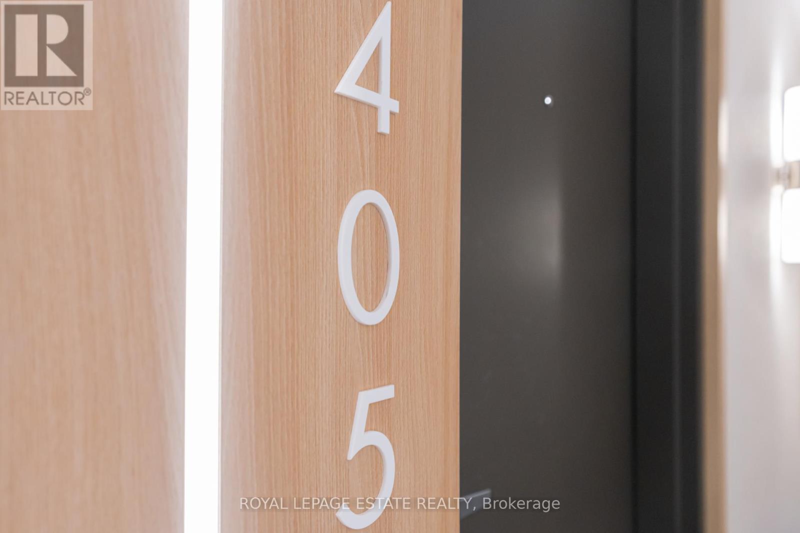 405 - 4 Elsinore Path, Toronto (New Toronto), Ontario  M8V 4G7 - Photo 4 - W12778466