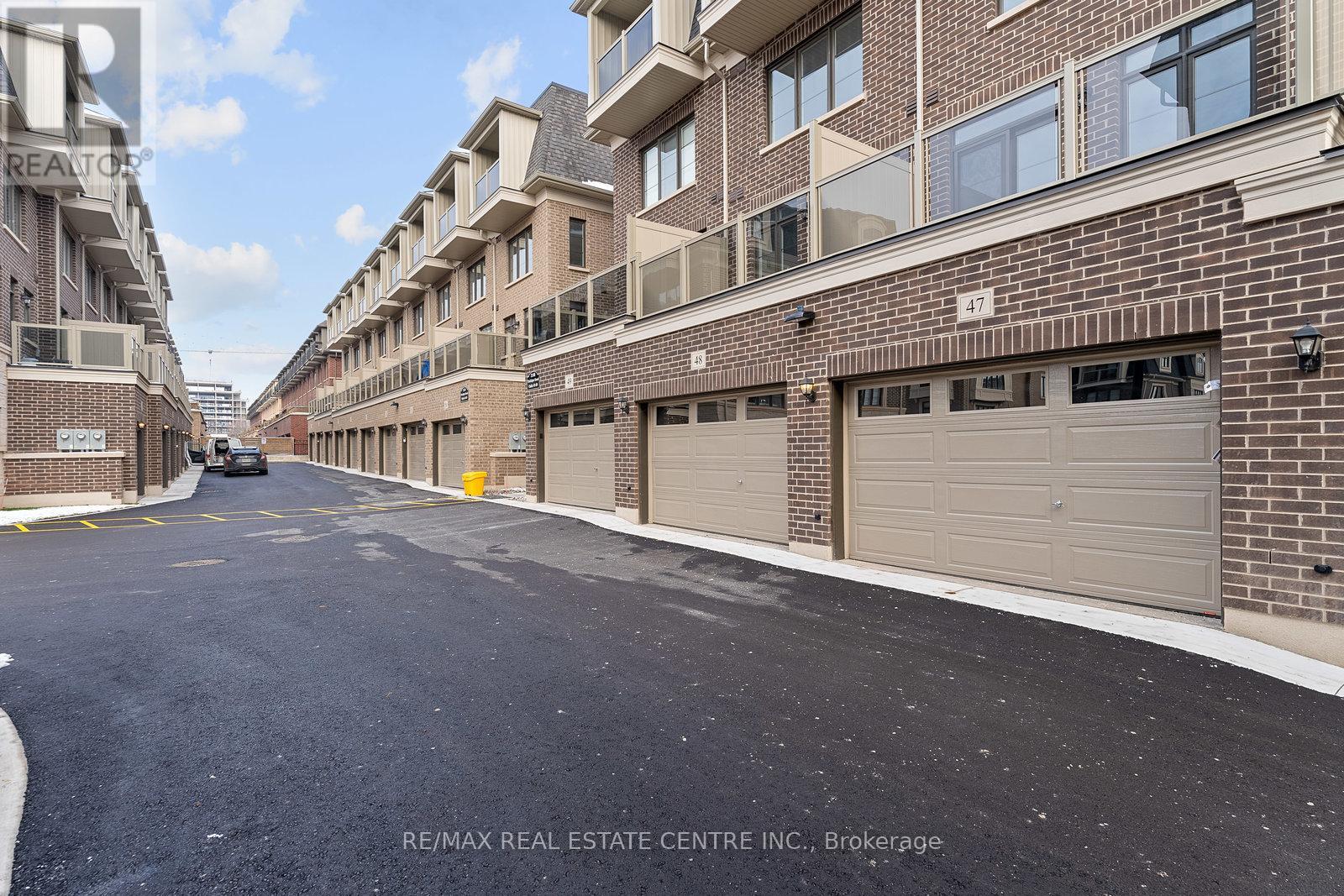 47 - 2140 Trafalgar Rd Road, Oakville (Ro River Oaks), Ontario  L6B 7H2 - Photo 8 - W12778474