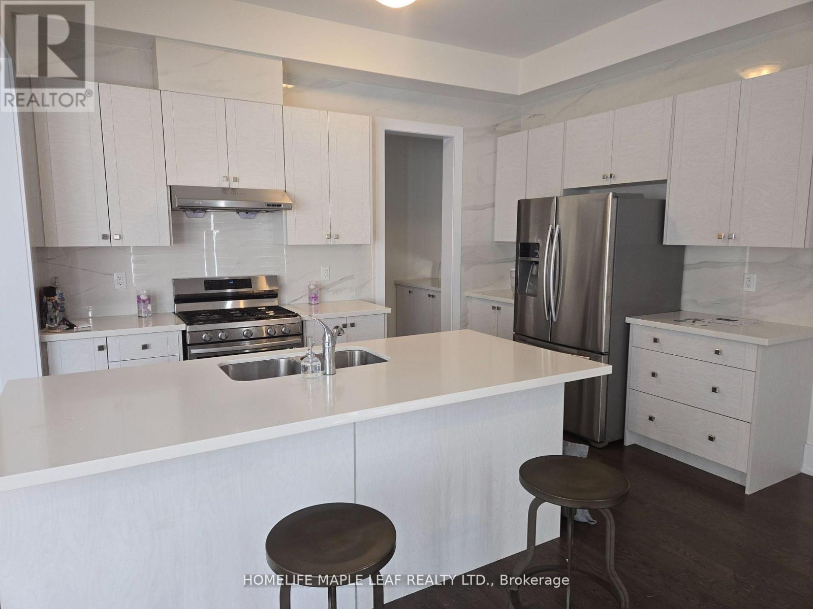 20 Spinland Street, Caledon, Ontario  L2C 4K4 - Photo 14 - W12778506