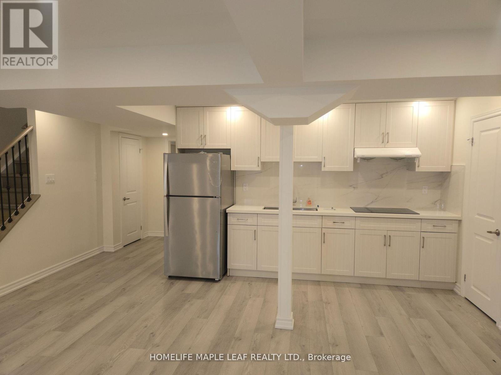 20 Spinland Street, Caledon, Ontario  L2C 4K4 - Photo 23 - W12778506