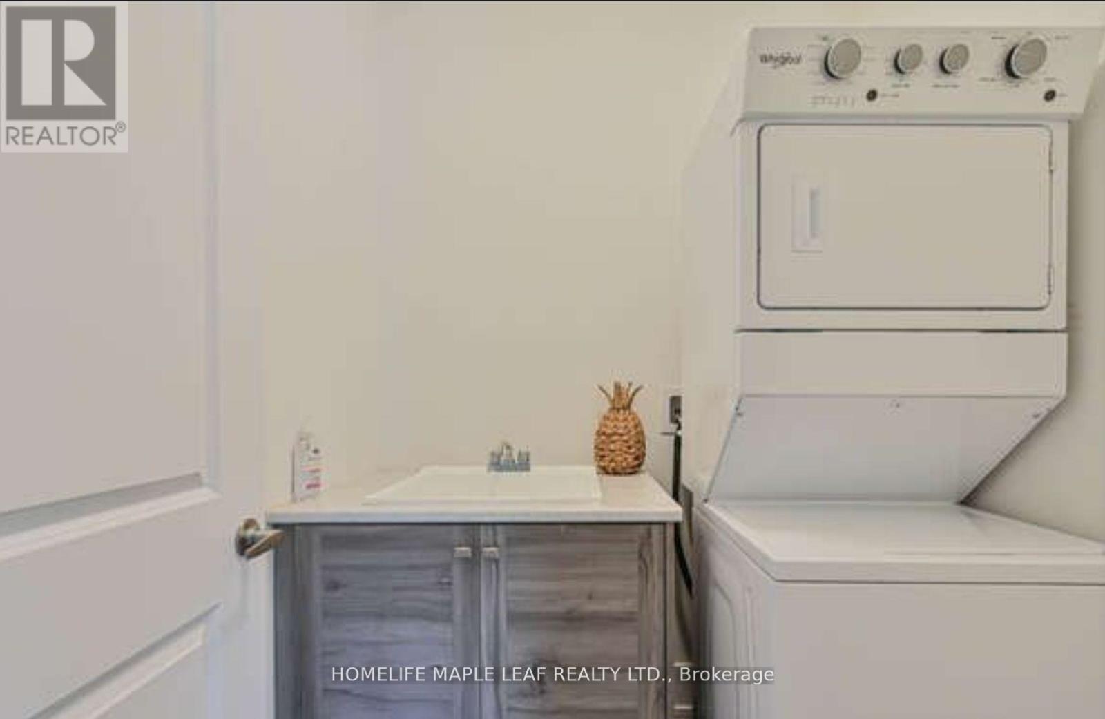 20 Spinland Street, Caledon, Ontario  L2C 4K4 - Photo 38 - W12778506