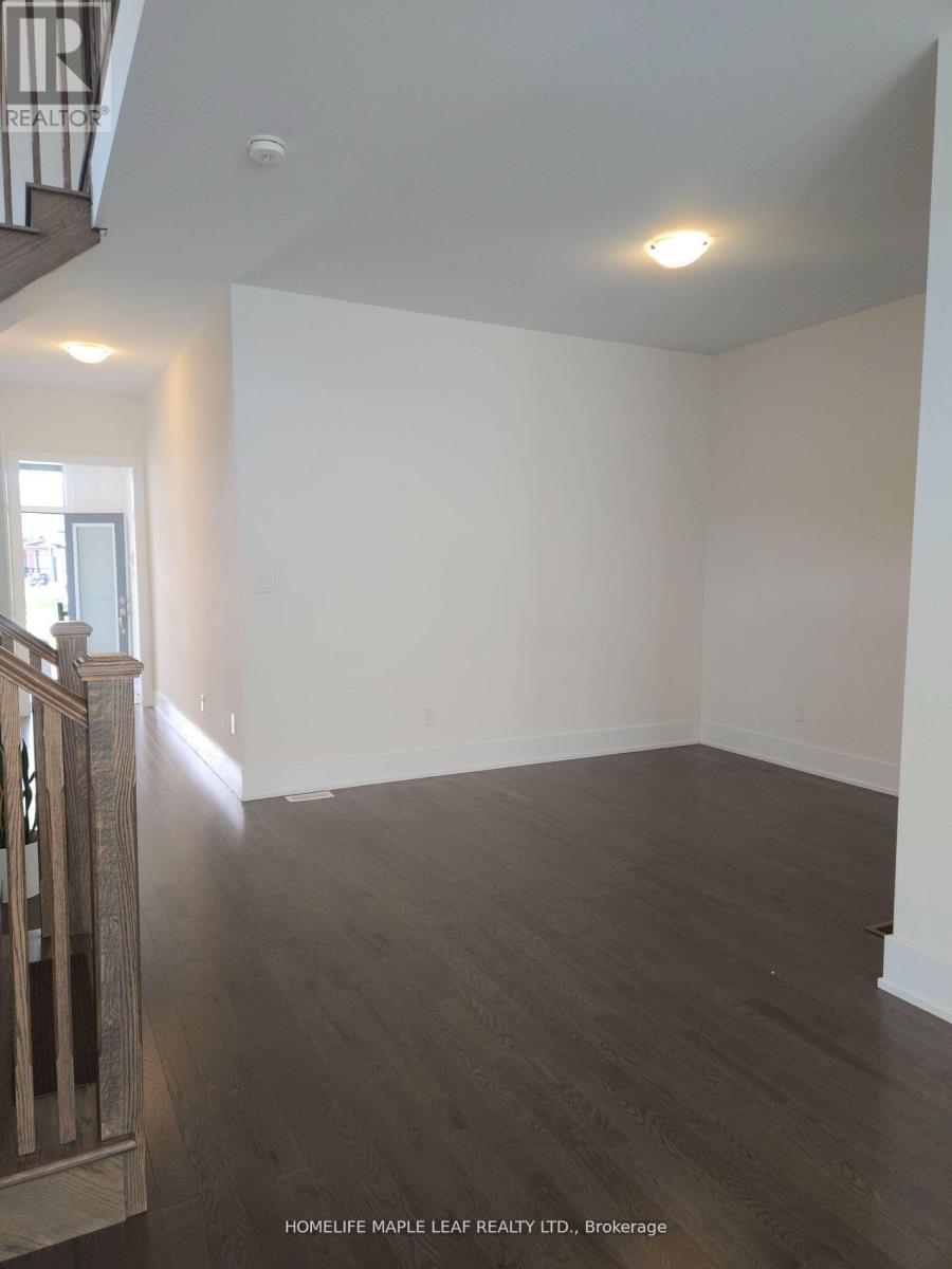 20 Spinland Street, Caledon, Ontario  L2C 4K4 - Photo 5 - W12778506