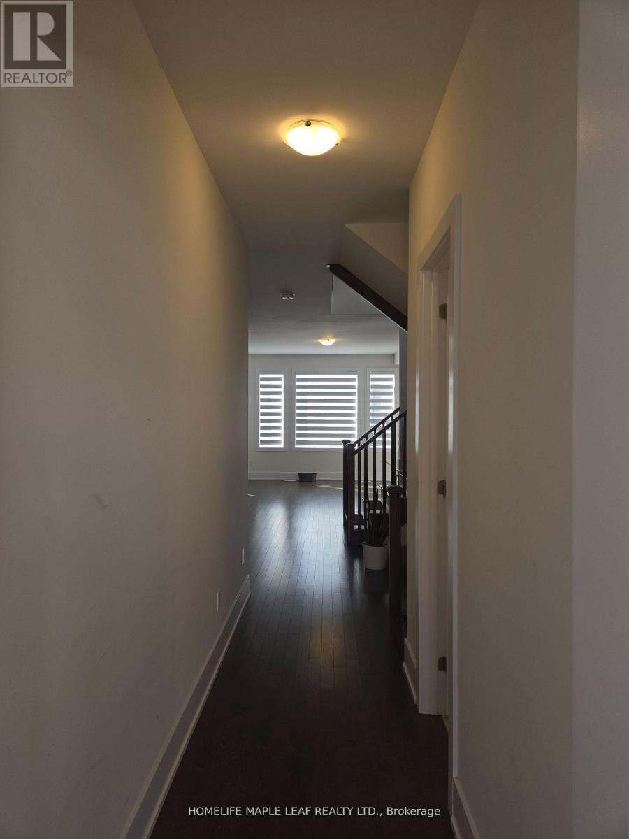 20 Spinland Street, Caledon, Ontario  L2C 4K4 - Photo 6 - W12778506