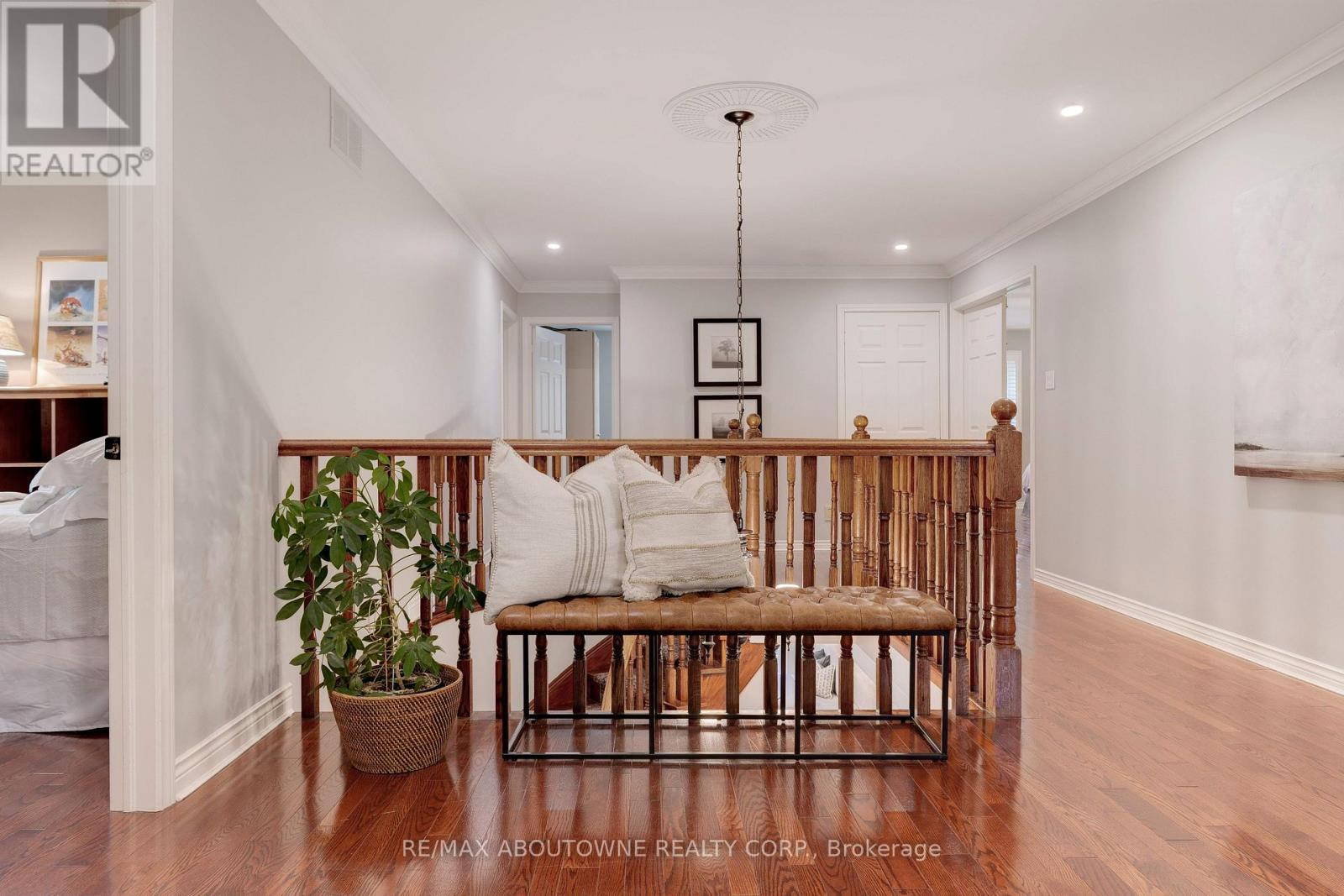 1586 Heritage Way, Oakville, Ontario  L6M 2Z5 - Photo 34 - W12778524