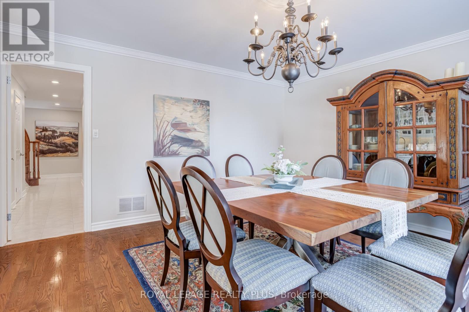 2530 Jarvis Street, Mississauga, Ontario  L5C 2P6 - Photo 18 - W12778592