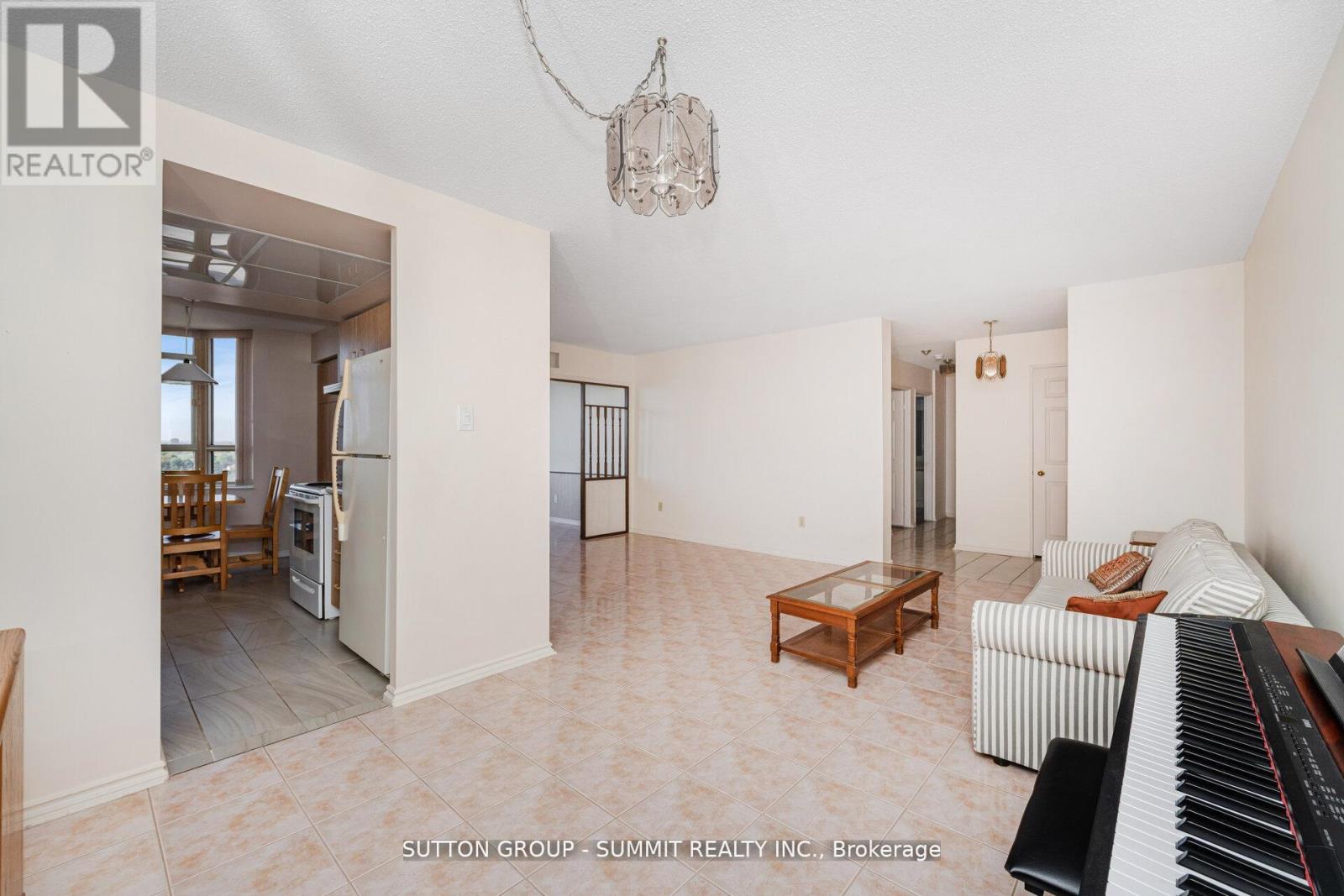 1005 - 100 County Court Boulevard, Brampton (Fletcher's Creek South), Ontario  L6W 3X1 - Photo 13 - W12778598