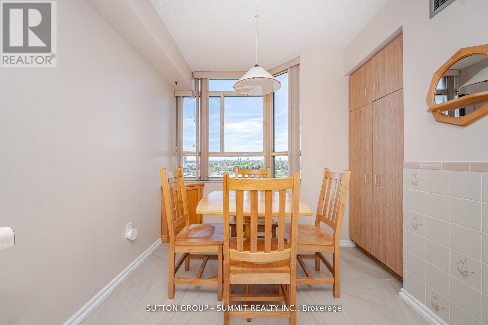 1005 - 100 County Court Boulevard, Brampton (Fletcher's Creek South), Ontario  L6W 3X1 - Photo 16 - W12778598