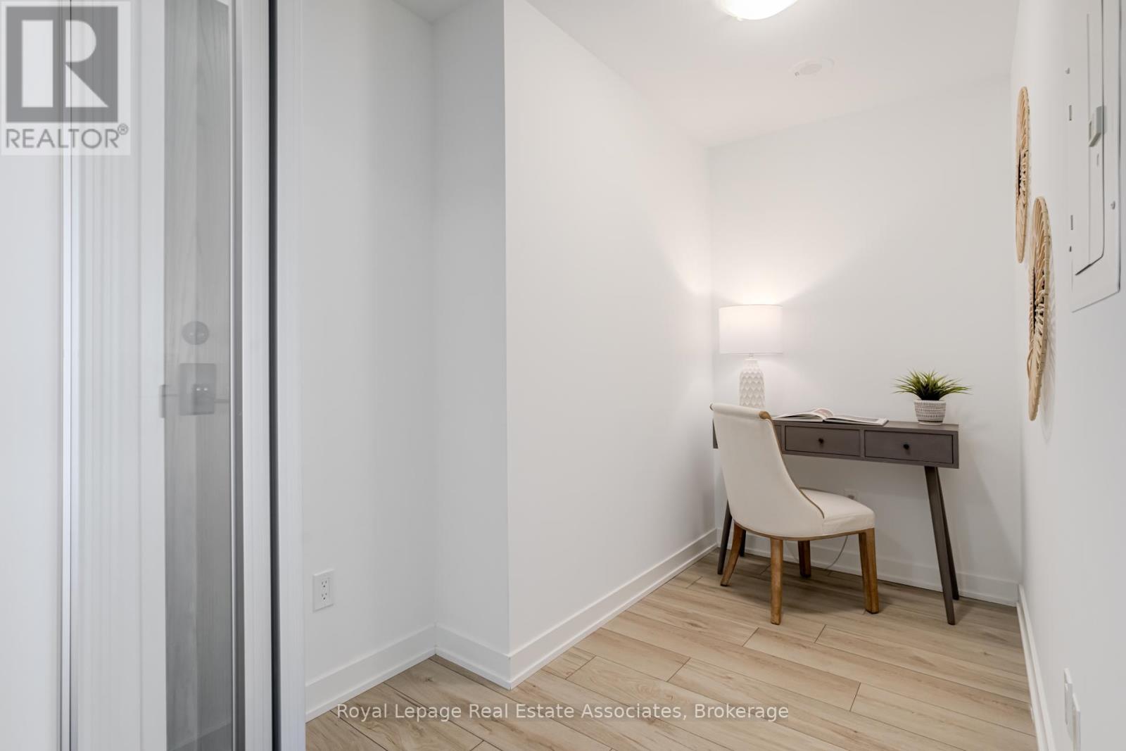 1004 - 1035 Southdown Road, Mississauga, Ontario  L5J 0A3 - Photo 16 - W12778678