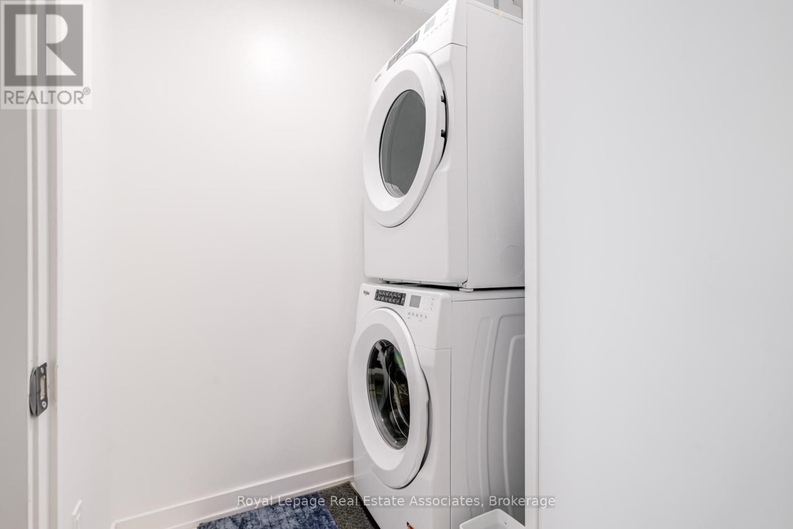 1004 - 1035 Southdown Road, Mississauga, Ontario  L5J 0A3 - Photo 23 - W12778678