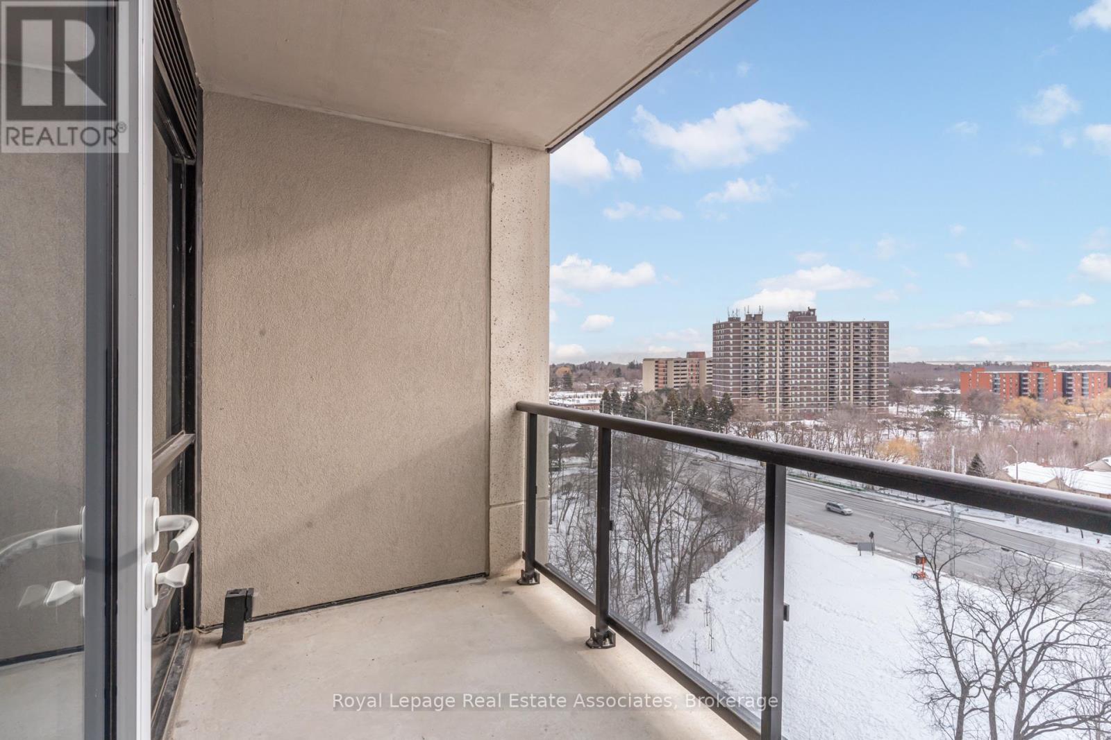 1004 - 1035 Southdown Road, Mississauga, Ontario  L5J 0A3 - Photo 24 - W12778678