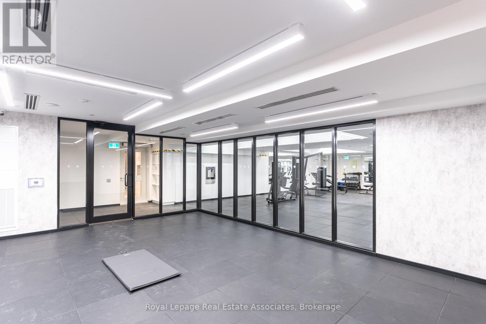 1004 - 1035 Southdown Road, Mississauga, Ontario  L5J 0A3 - Photo 29 - W12778678