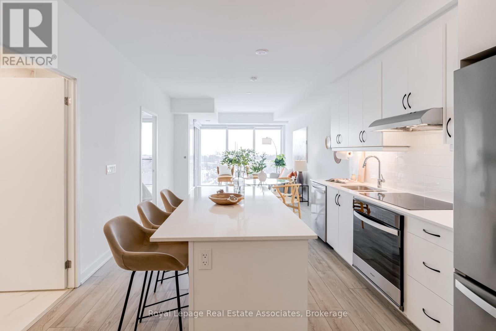 1004 - 1035 Southdown Road, Mississauga, Ontario  L5J 0A3 - Photo 7 - W12778678