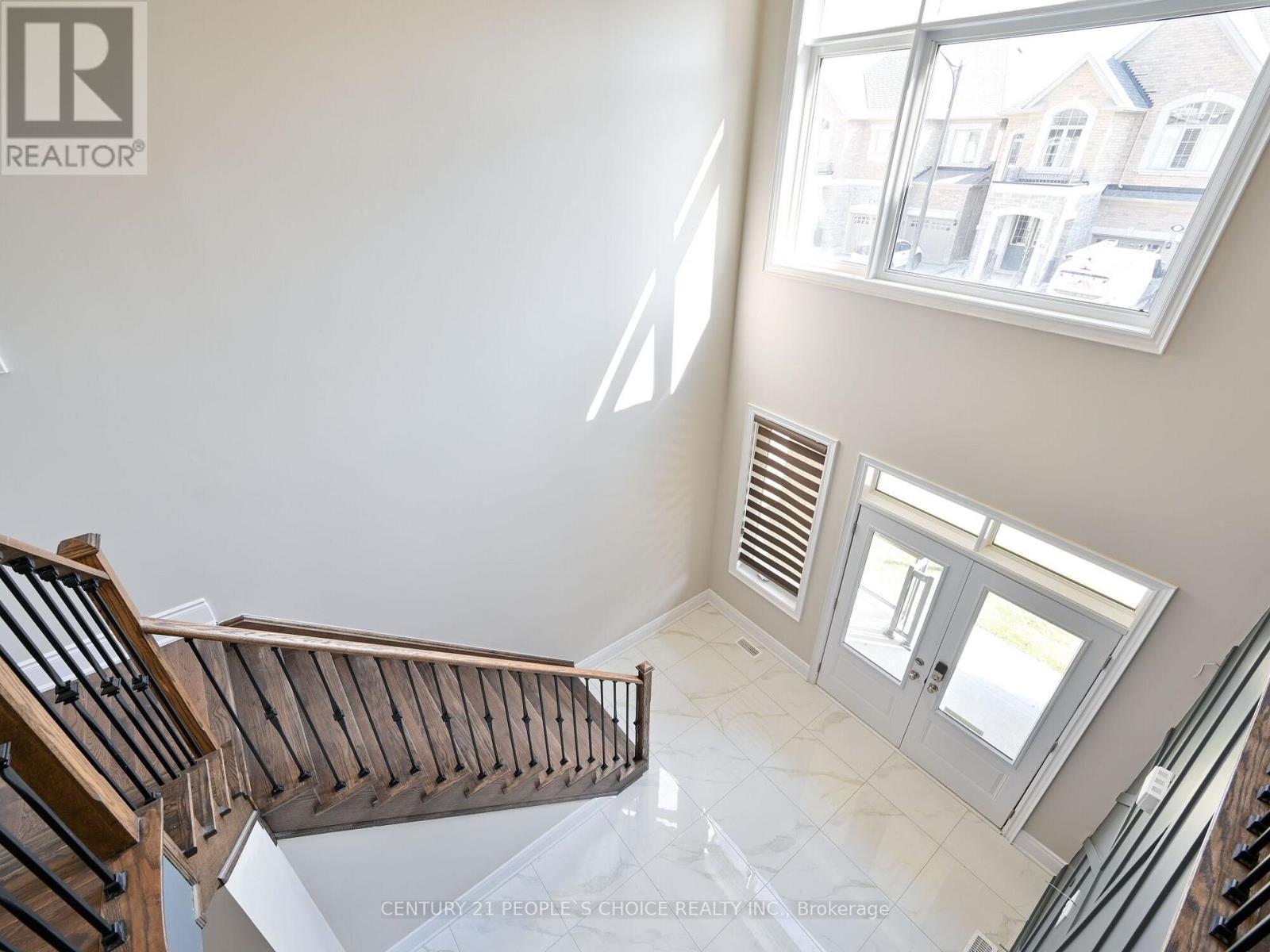 12 Junior Road, Brampton (Northwest Brampton), Ontario  L7A 5J4 - Photo 12 - W12778686