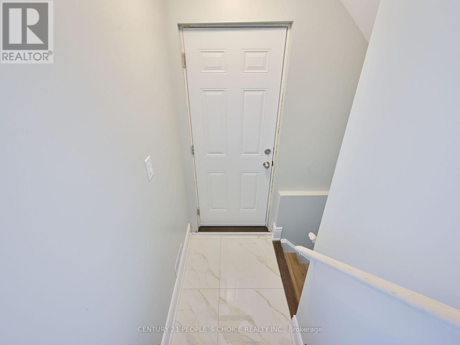 12 Junior Road, Brampton (Northwest Brampton), Ontario  L7A 5J4 - Photo 39 - W12778686