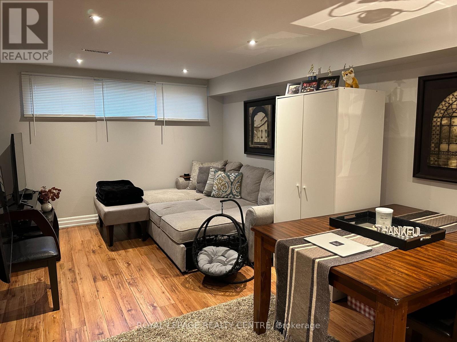 Bsmt - 824 Embassy Avenue, Mississauga, Ontario  L5J 2Y2 - Photo 3 - W12778696