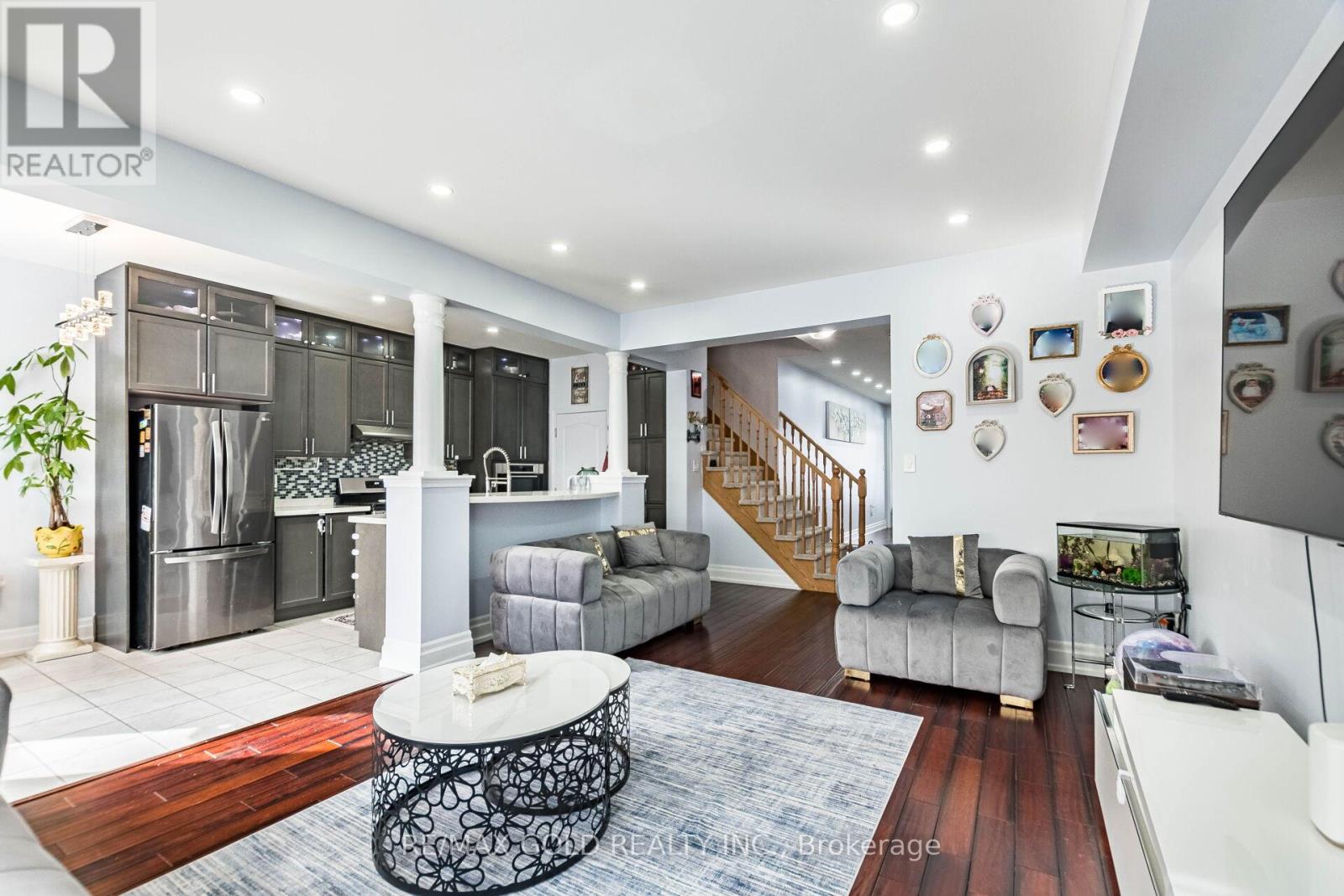 17 Redfern Street, Brampton, Ontario  L7A 0H1 - Photo 12 - W12778704