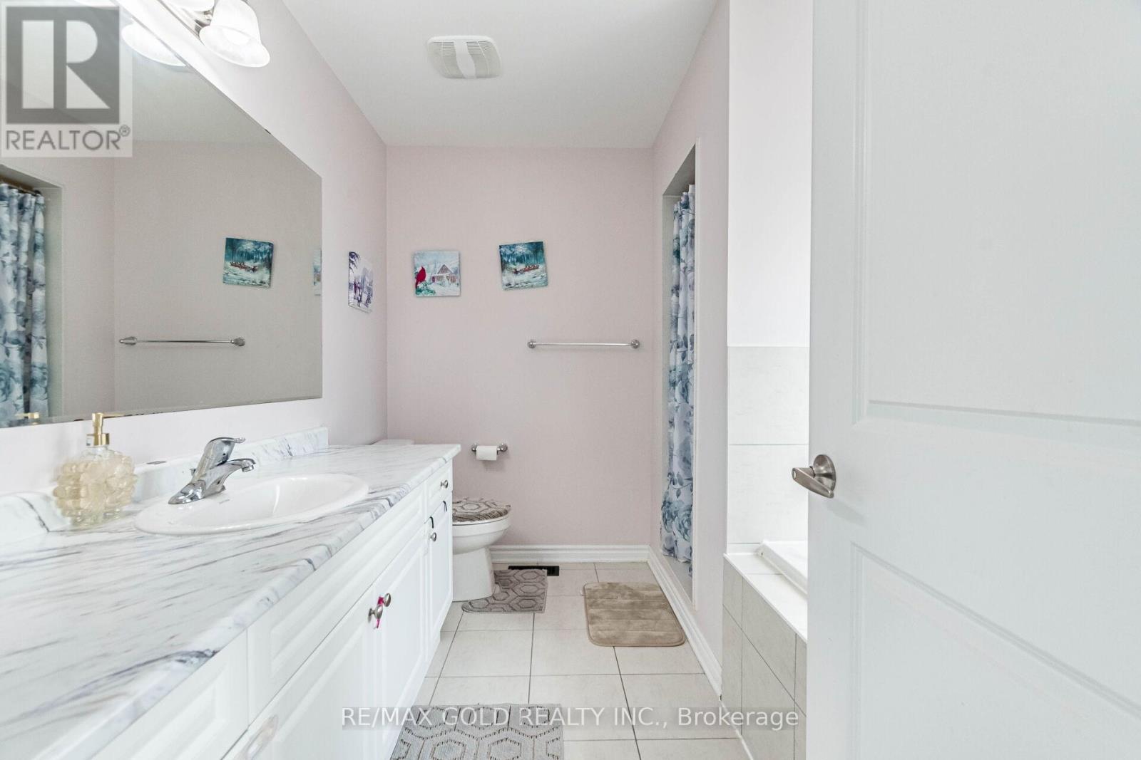 17 Redfern Street, Brampton, Ontario  L7A 0H1 - Photo 23 - W12778704