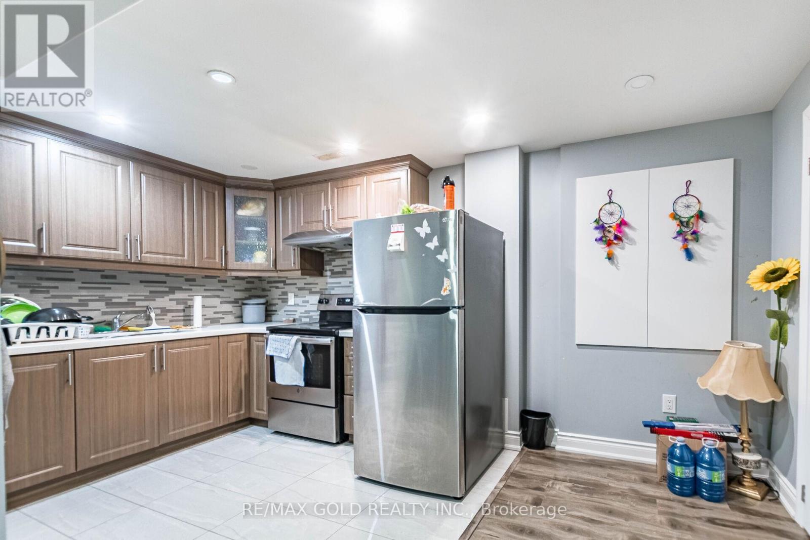 17 Redfern Street, Brampton, Ontario  L7A 0H1 - Photo 32 - W12778704