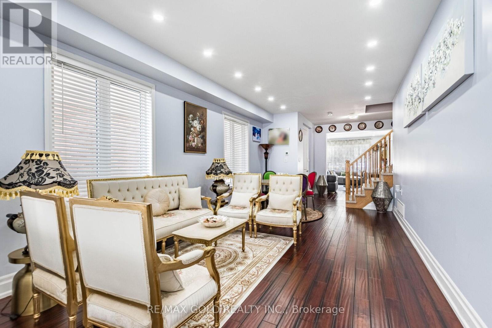 17 Redfern Street, Brampton, Ontario  L7A 0H1 - Photo 4 - W12778704