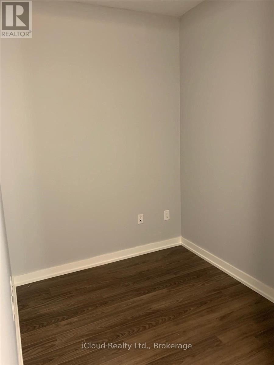 2002 - 2560 Eglinton Avenue, Mississauga (Central Erin Mills), Ontario  L5M 5R1 - Photo 14 - W12778742