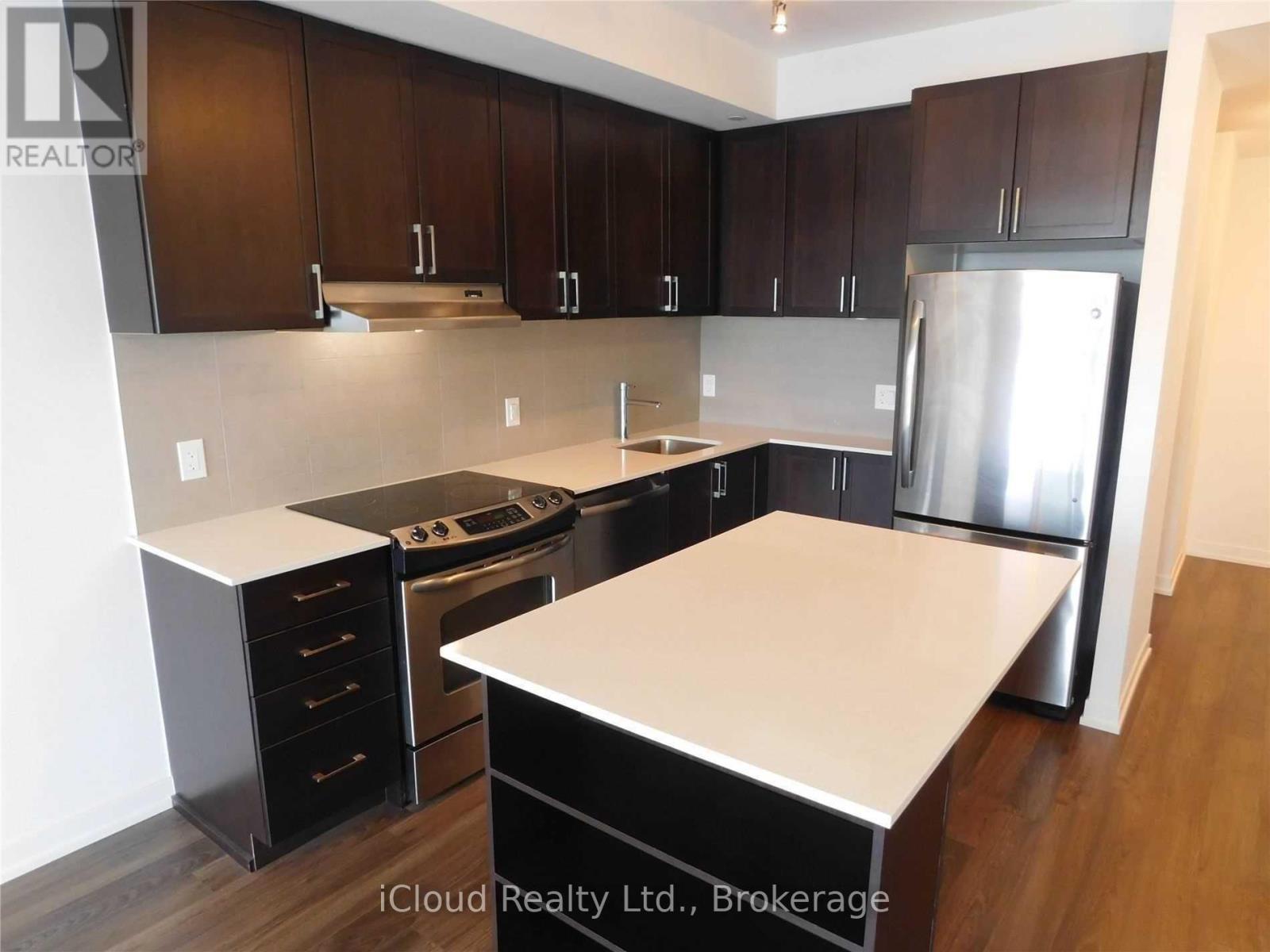 2002 - 2560 Eglinton Avenue, Mississauga (Central Erin Mills), Ontario  L5M 5R1 - Photo 3 - W12778742