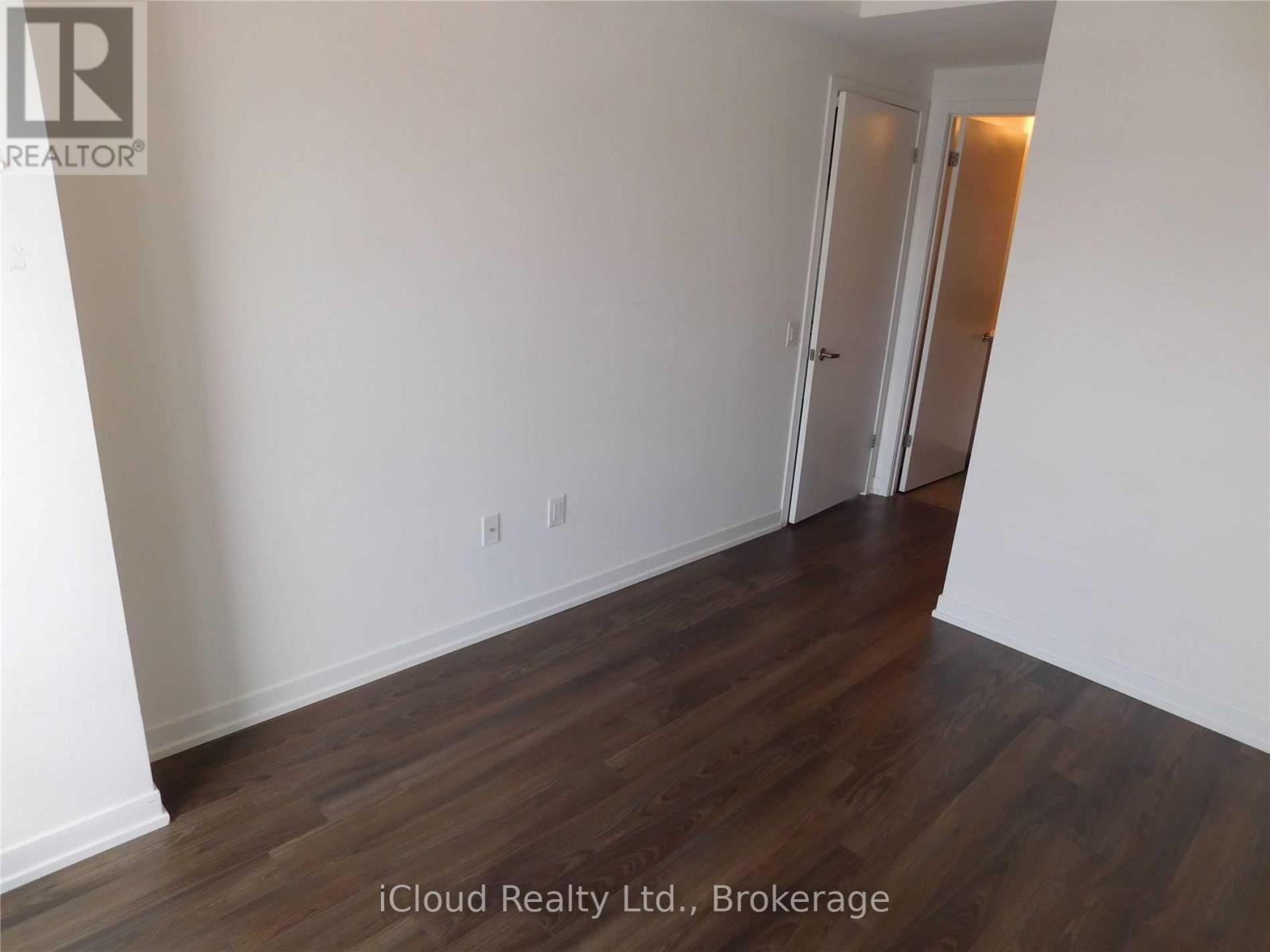 2002 - 2560 Eglinton Avenue, Mississauga (Central Erin Mills), Ontario  L5M 5R1 - Photo 8 - W12778742