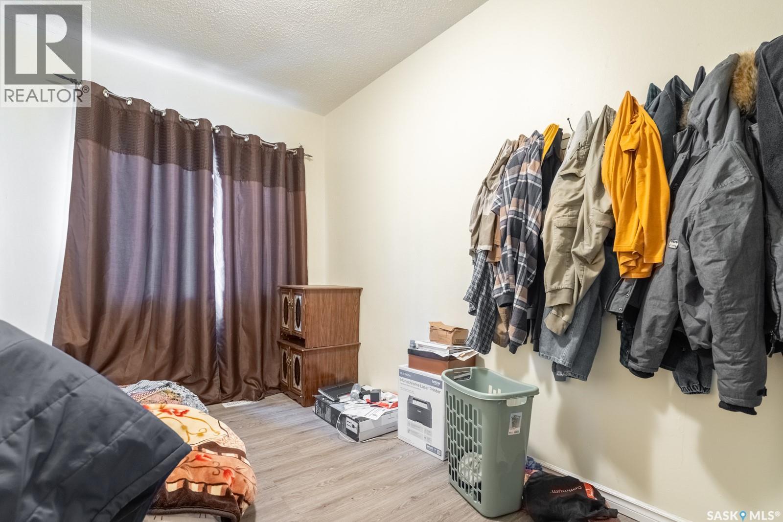 1447 Rae Street, Regina, Saskatchewan  S4T 2C5 - Photo 8 - SK028357