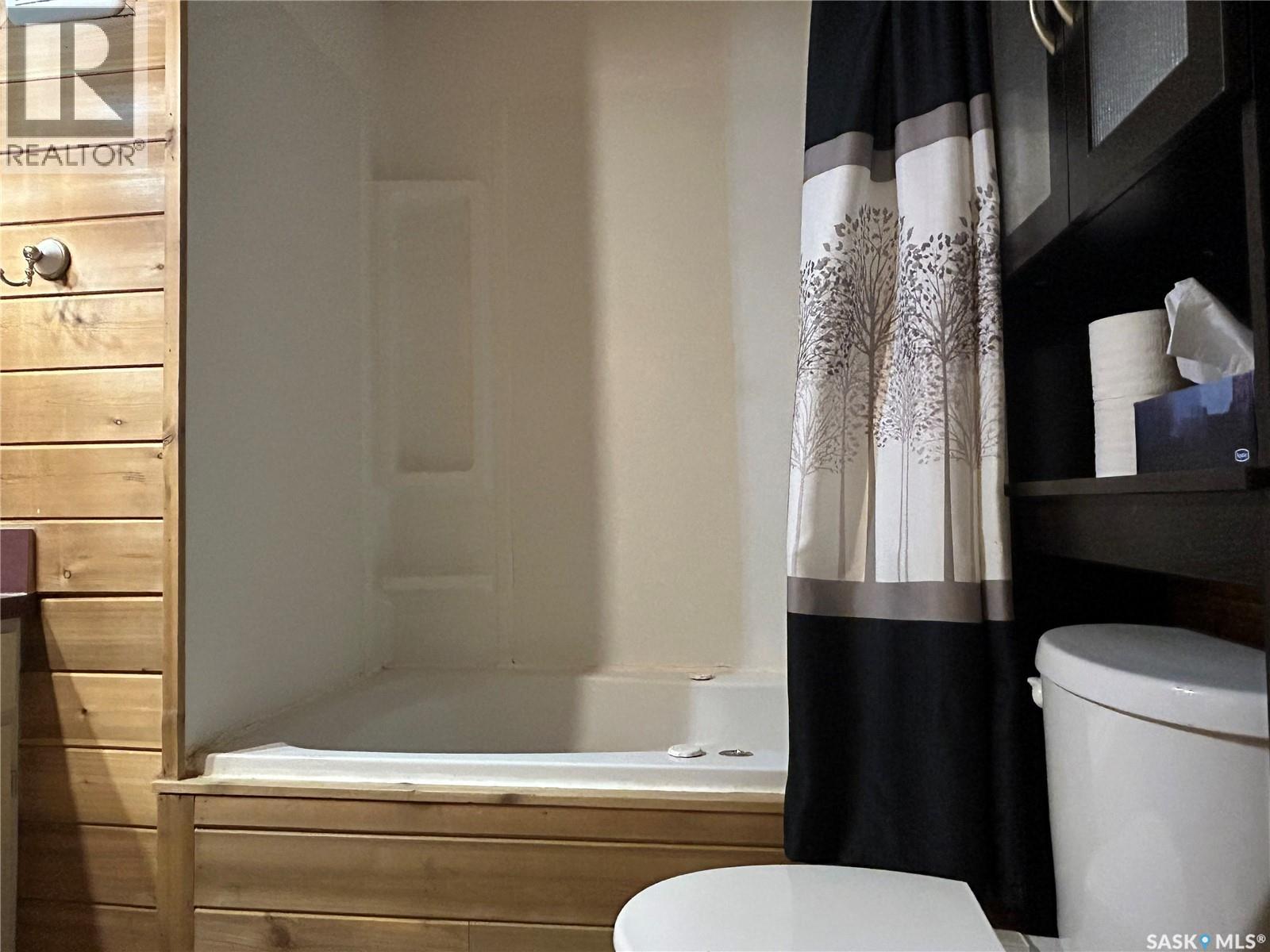 18 Royal Heights, Estevan, Saskatchewan  S4A 2T9 - Photo 19 - SK028351