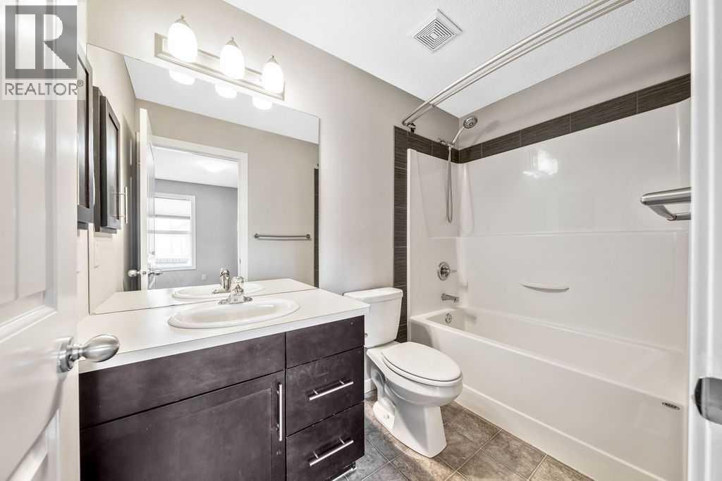 37 Marquis Common Se, Calgary, Alberta  T3M 1N8 - Photo 27 - A2268059