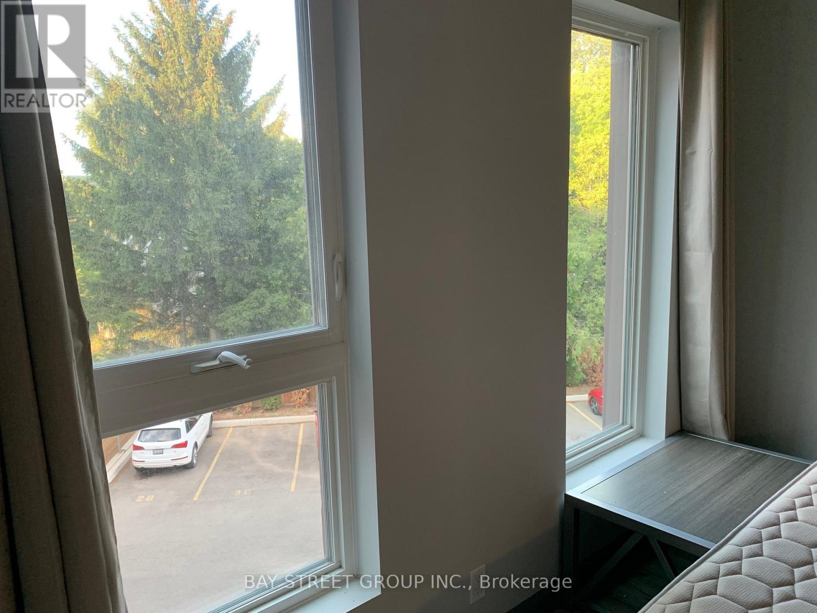 323 - 77 Leland Street, Hamilton (Ainslie Wood), Ontario  L8S 3A1 - Photo 9 - X12778482