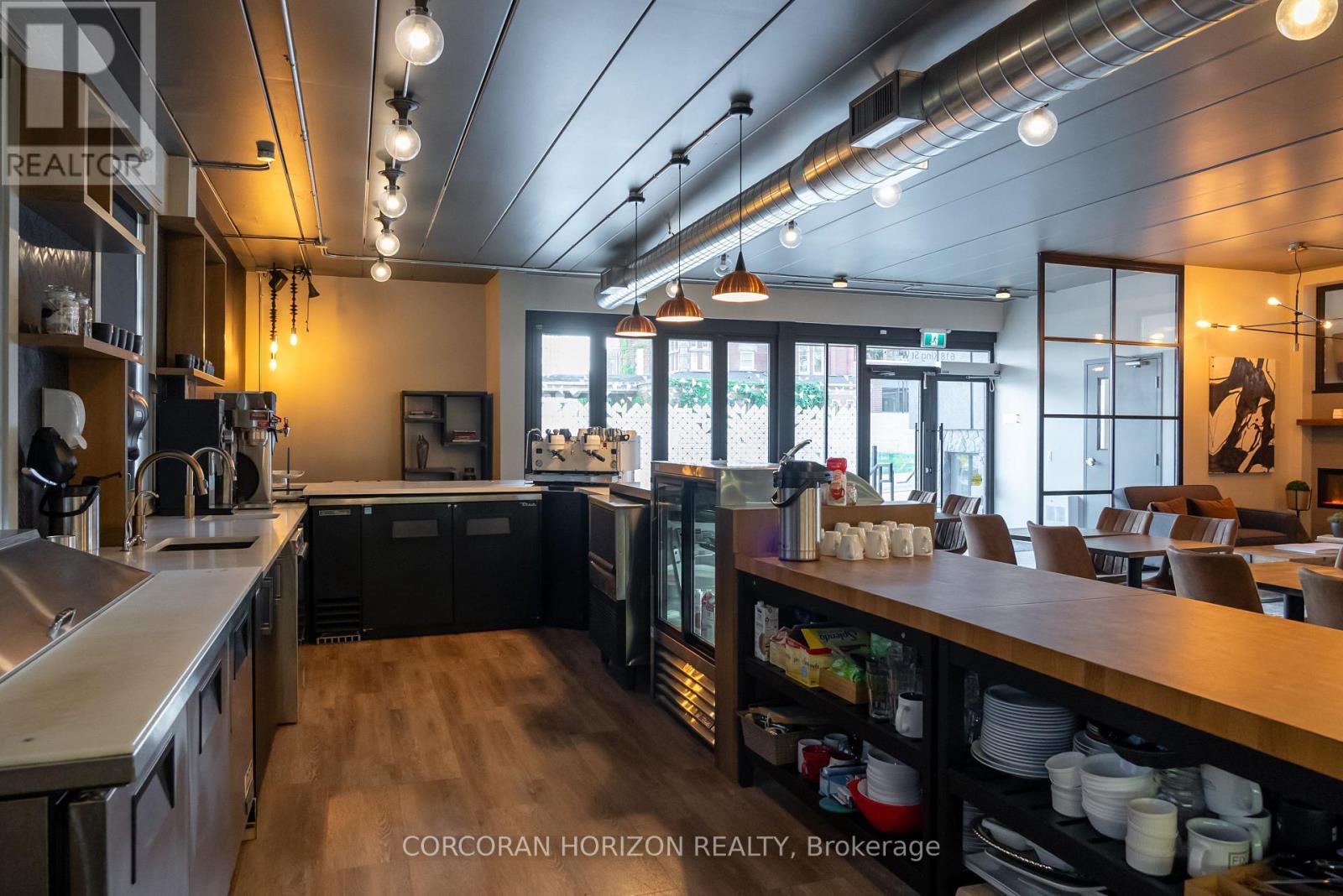 618 King Street W, Kitchener, Ontario  N2G 1C8 - Photo 11 - X12778510