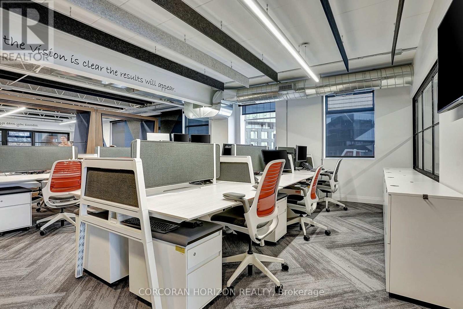 618 King Street W, Kitchener, Ontario  N2G 1C8 - Photo 33 - X12778510