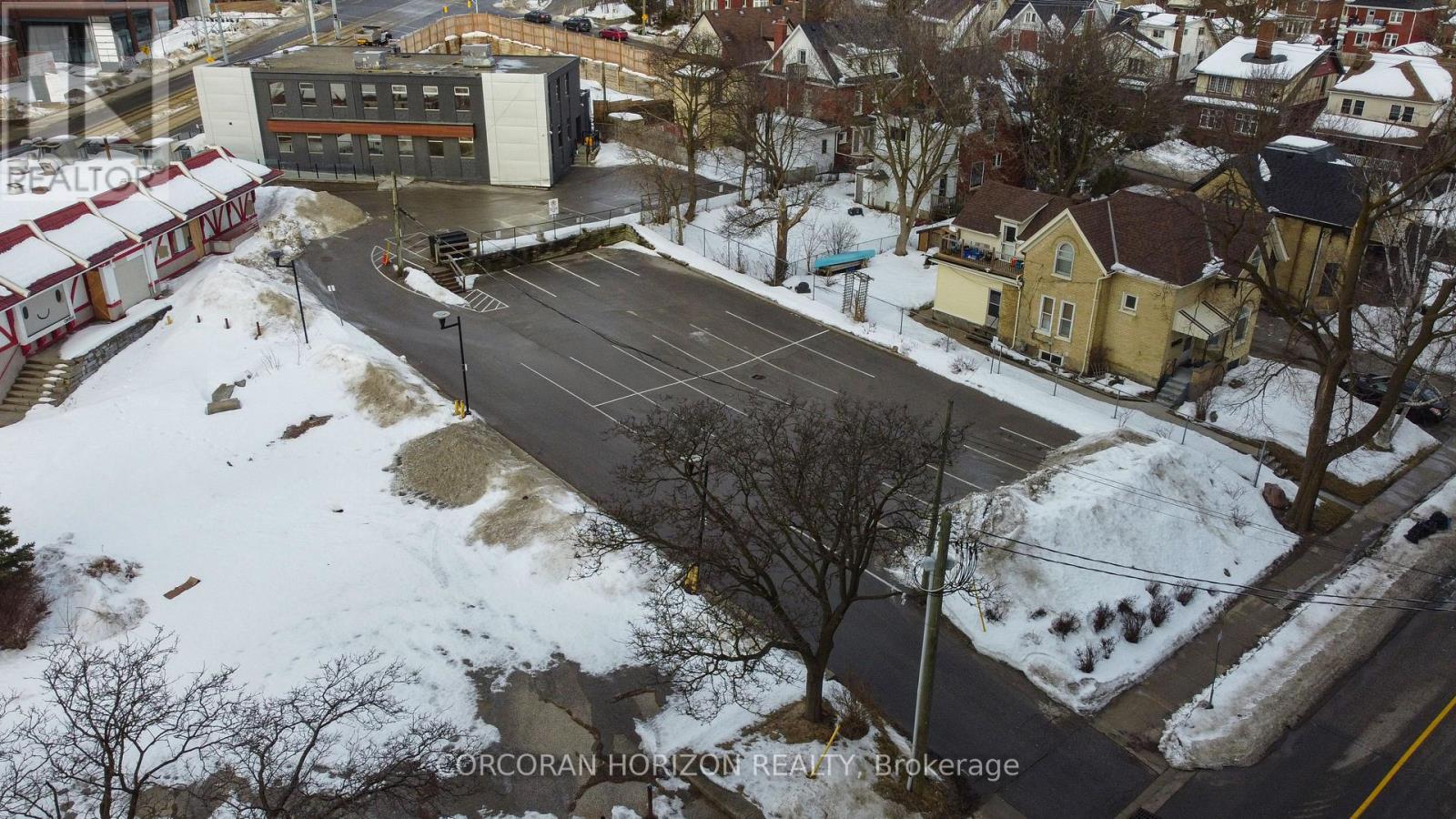 618 King Street W, Kitchener, Ontario  N2G 1C8 - Photo 42 - X12778510